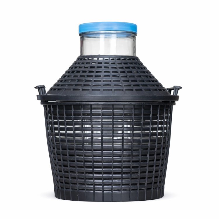 Balon w koszu plastikowym z szerokim otworem 10l do win, nalewek, miodów pitnych, drożdże do bimbru, drożdże turbo, akcesoria do produkcji alkoholu, balon do wina.png