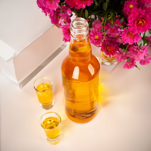 Butelka monopolowa na wódkę 0,5l, szklana butelka, butelka na sok, butelka na wino, butelka na whisky, butelka na piwo, butelka na nalewki, butelka.jpg