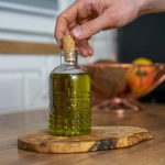 korek naturalny stożkowy, korek do butelki na wino, gdzie kupić korki naturalne, butelki na wino, drożdże do wina5.webp