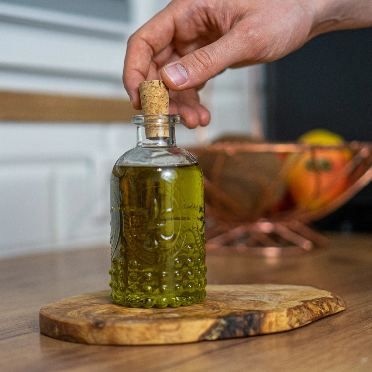 korek naturalny stożkowy, korek do butelki na wino, gdzie kupić korki naturalne, butelki na wino, drożdże do wina5.webp
