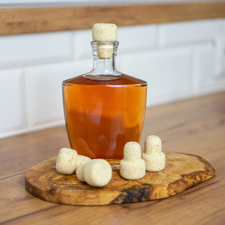 korek-grzybek-z-korka. do wyrobu alkoholu, akcesoria do produktu alkoholu, drożdże do bimbru, drożdże turbo, destylator, zioła i przyprawy3.webp