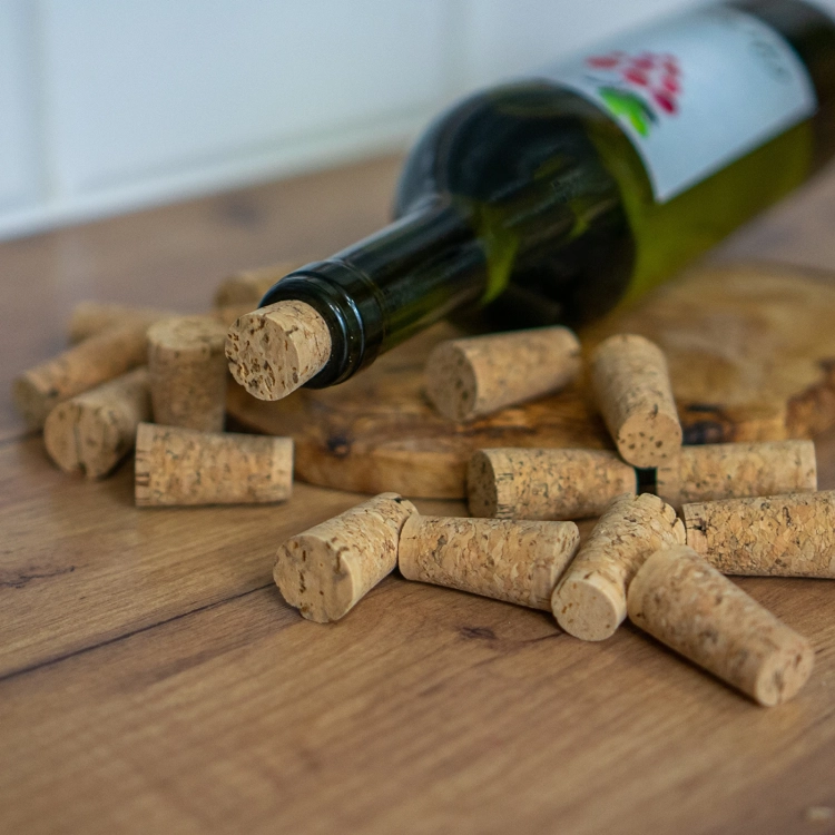 korek naturalny stożkowy, korek do butelki na wino, gdzie kupić korki naturalne, butelki na wino, drożdże do wina.webp3.webp