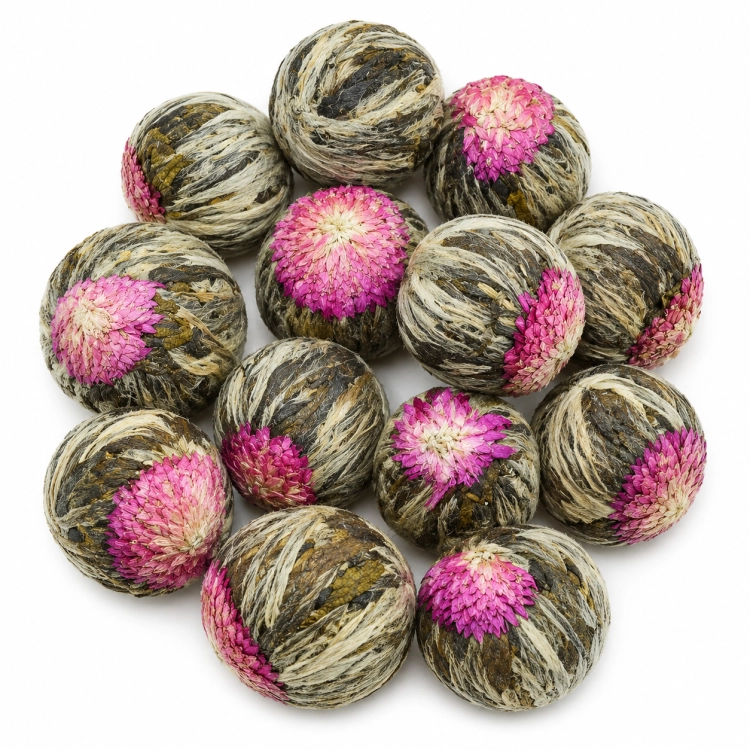 green lichi ball, herbata green lichi ball, herbata kwitnąca, zielona herbata kwitnąca, flowering tea, herbata w kulce, zielona herbata premium, herbata prezentowa, ręcznie  (1).png