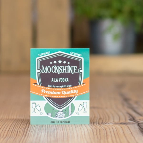 etykieta-ala-moonshine. do wyrobu alkoholu, akcesoria do produktu alkoholu, drożdże do bimbru, drożdże turbo, destylator, zioła i przyprawy